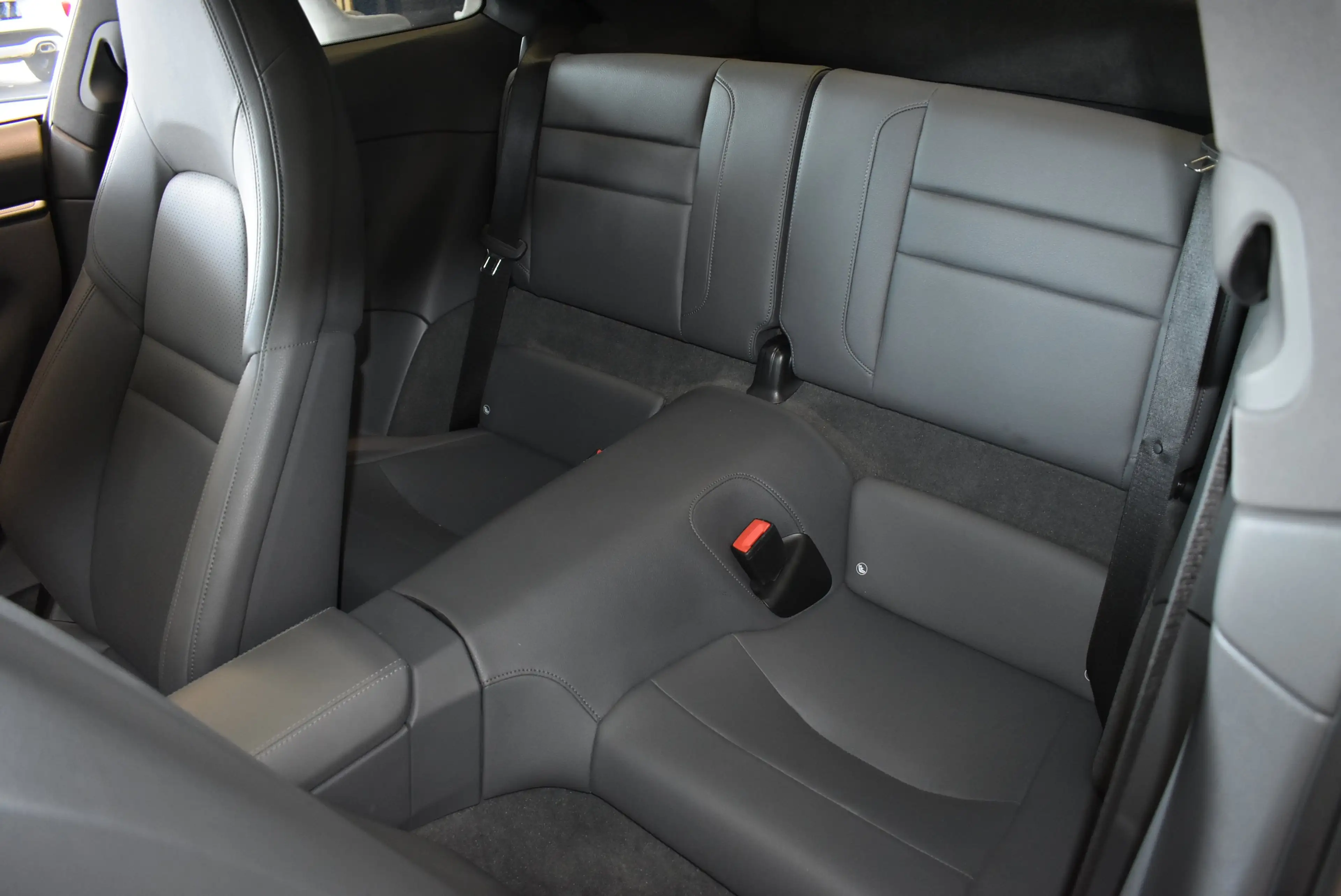 Porsche 911 Carrera 4  //Approved — photo 16