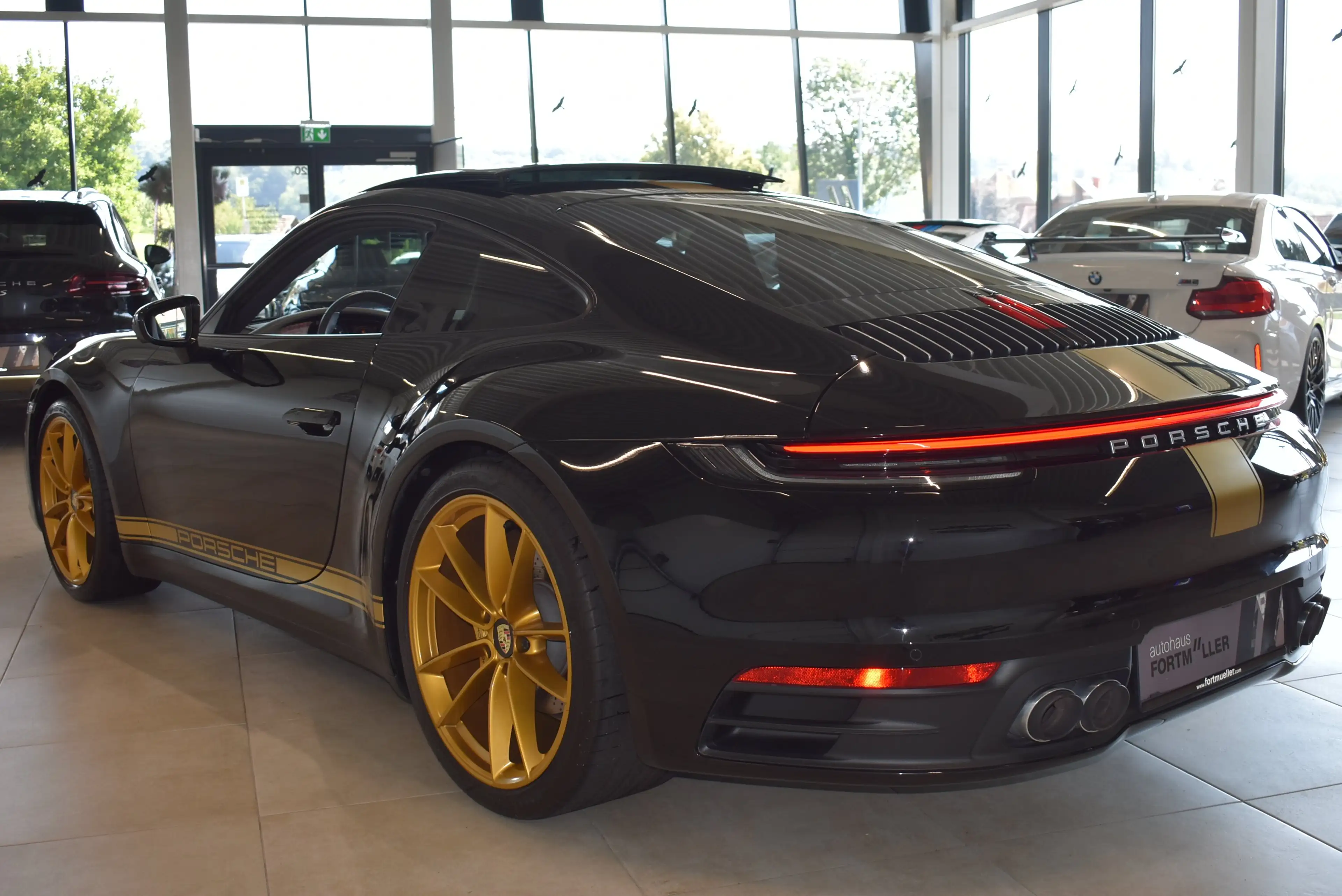 Porsche 911 Carrera 4  //Approved — photo 9