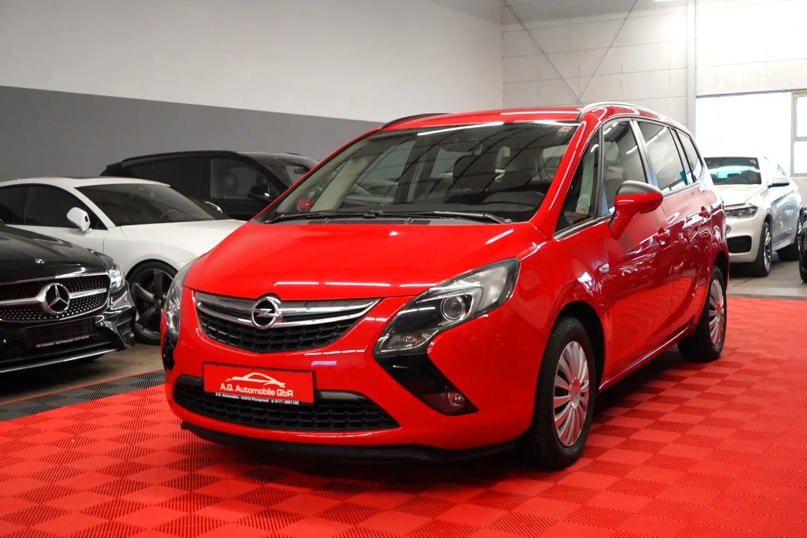 Opel Zafira Tourer Zafira C Tourer 1.6 Turbo CNG (Erdgas) *1.Hand* Rot - 1