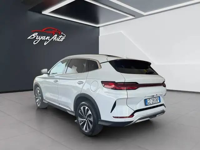 BYD Seal U view 4