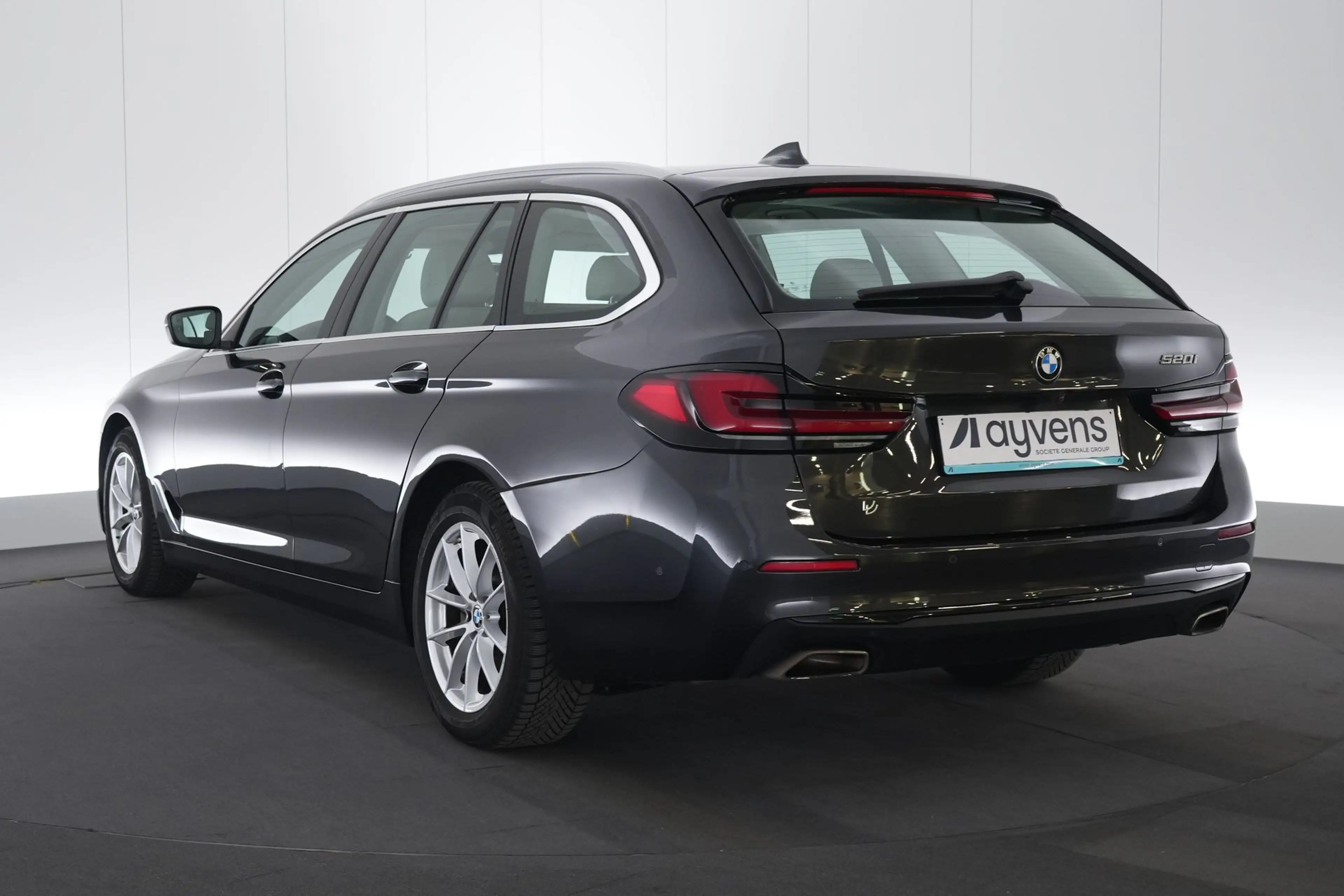 BMW 520 5 Touring 520iA MHEV Business LEDER/CUIR LED GPS P — photo 9