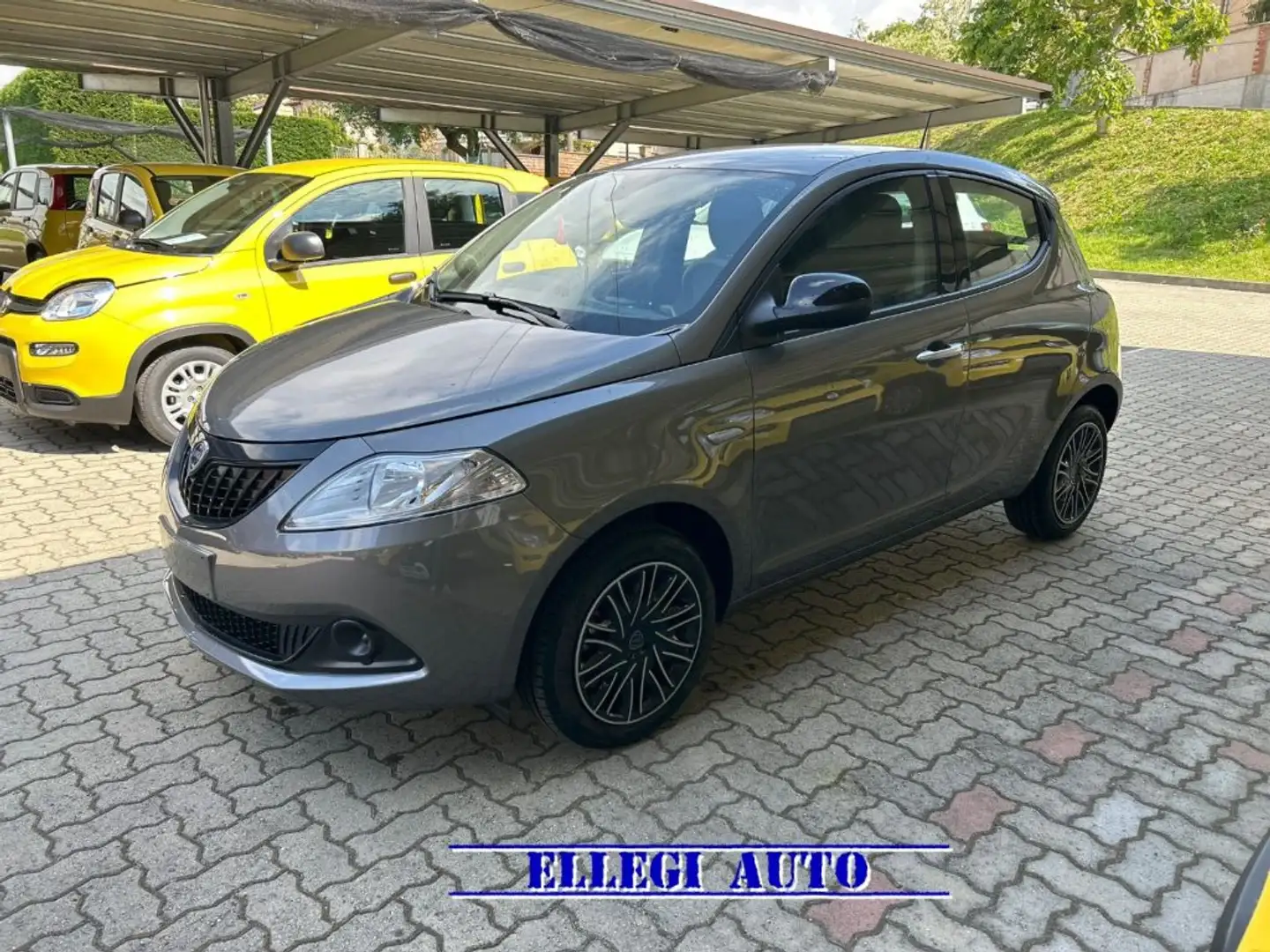 Lancia Ypsilon PROMO FINANZ. ORO 1.0 FireFly 5 porte S&S Hybrid Grigio - 1