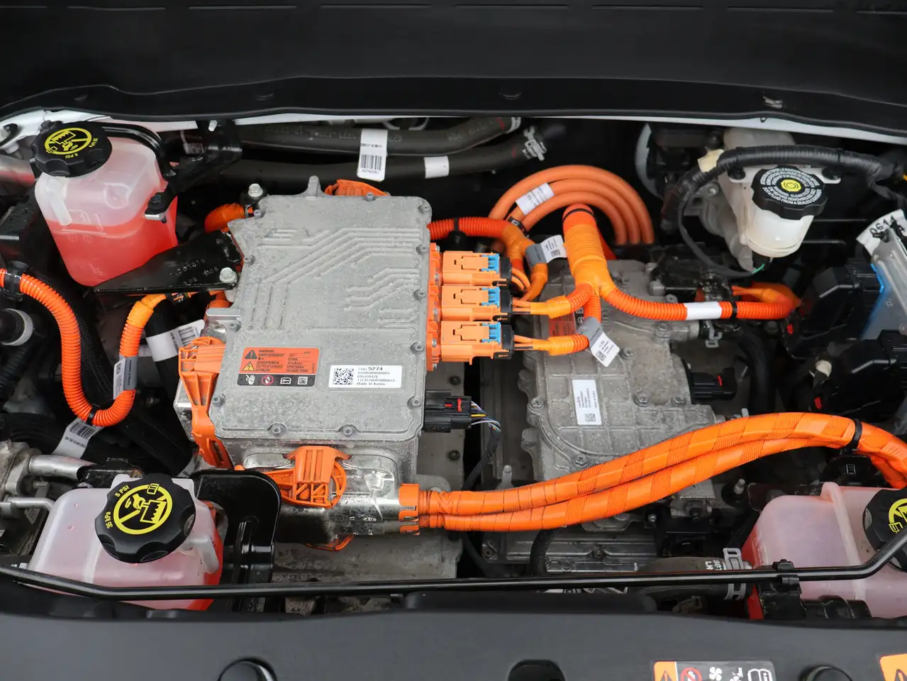 Chevrolet Bolt снимка Chevrolet Bolt