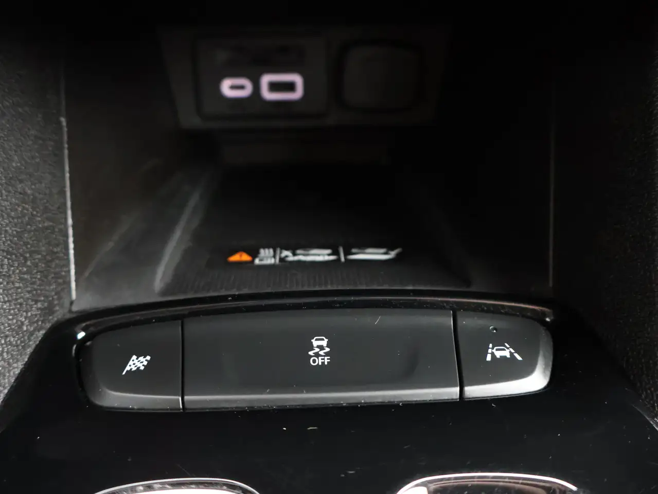Chevrolet Bolt снимка Chevrolet Bolt