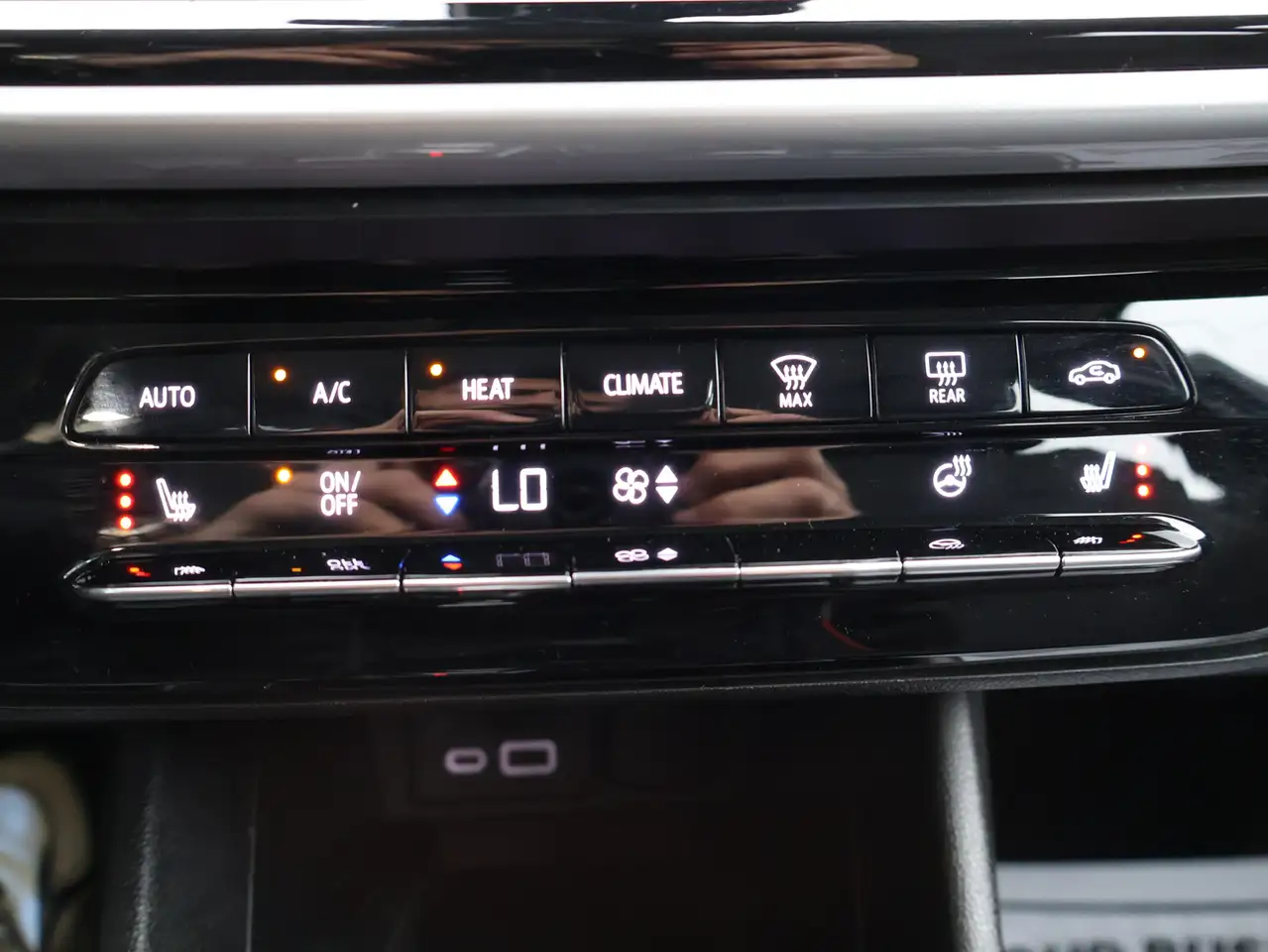 Chevrolet Bolt снимка Chevrolet Bolt