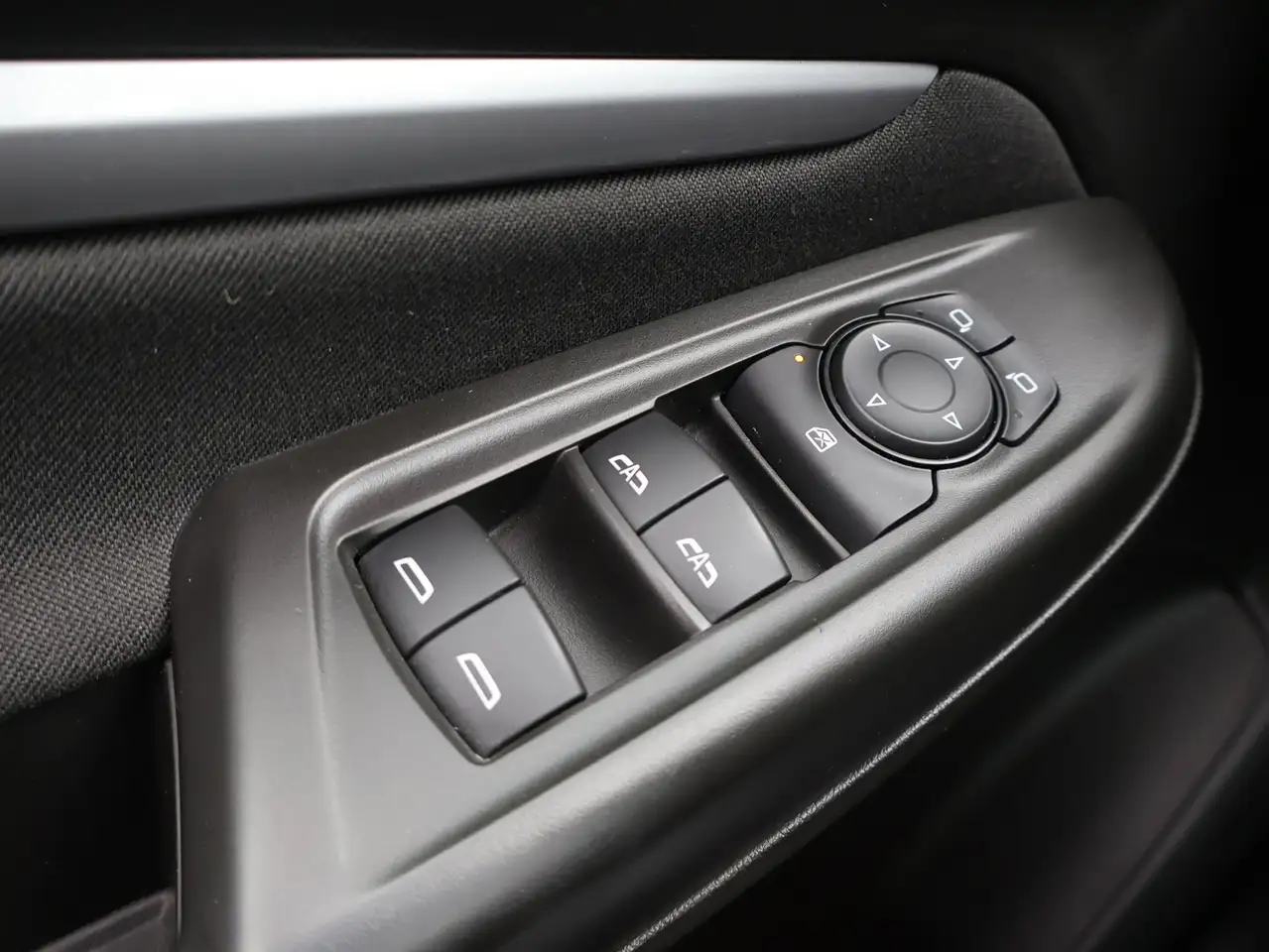 Chevrolet Bolt снимка Chevrolet Bolt