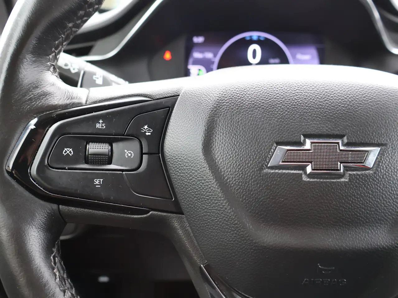 Chevrolet Bolt снимка Chevrolet Bolt