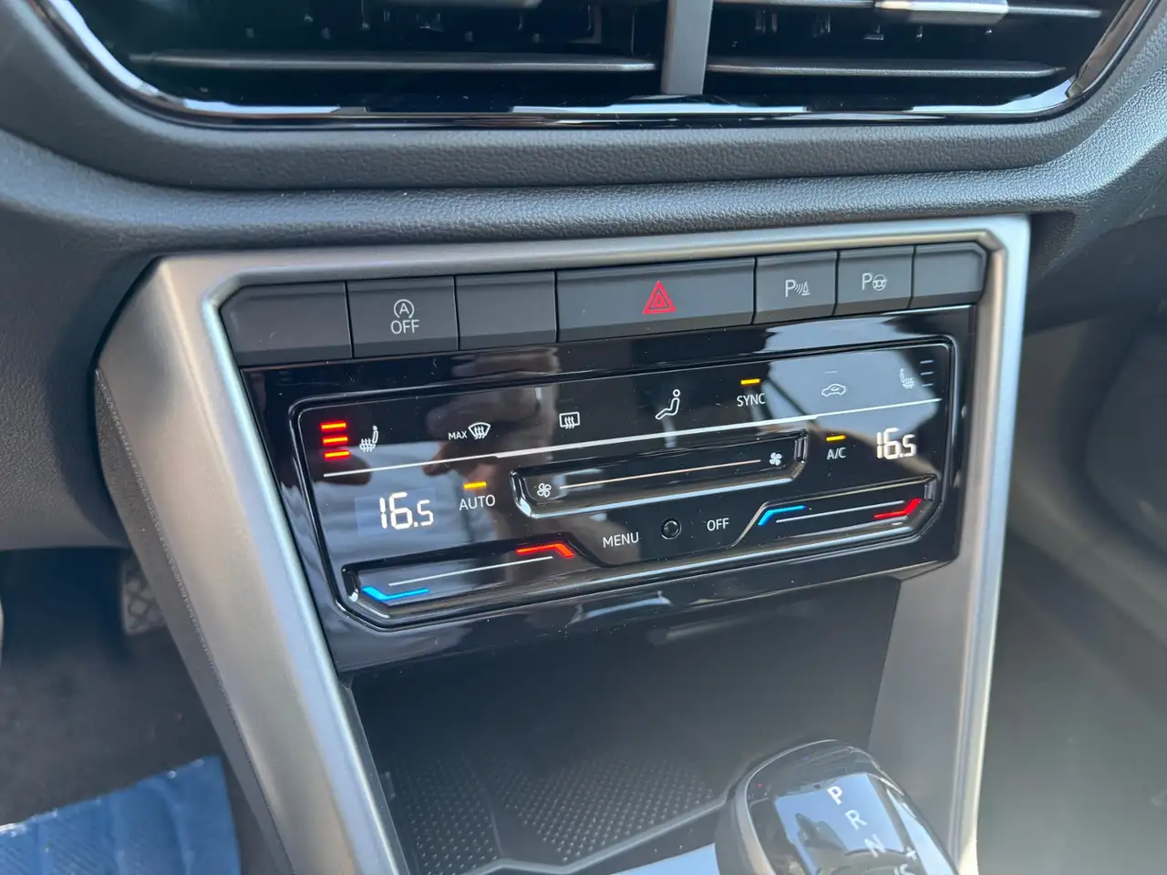 Volkswagen T-Roc Life 1.5l TSI RFK+AHK+NAVI+ACC, foto 9