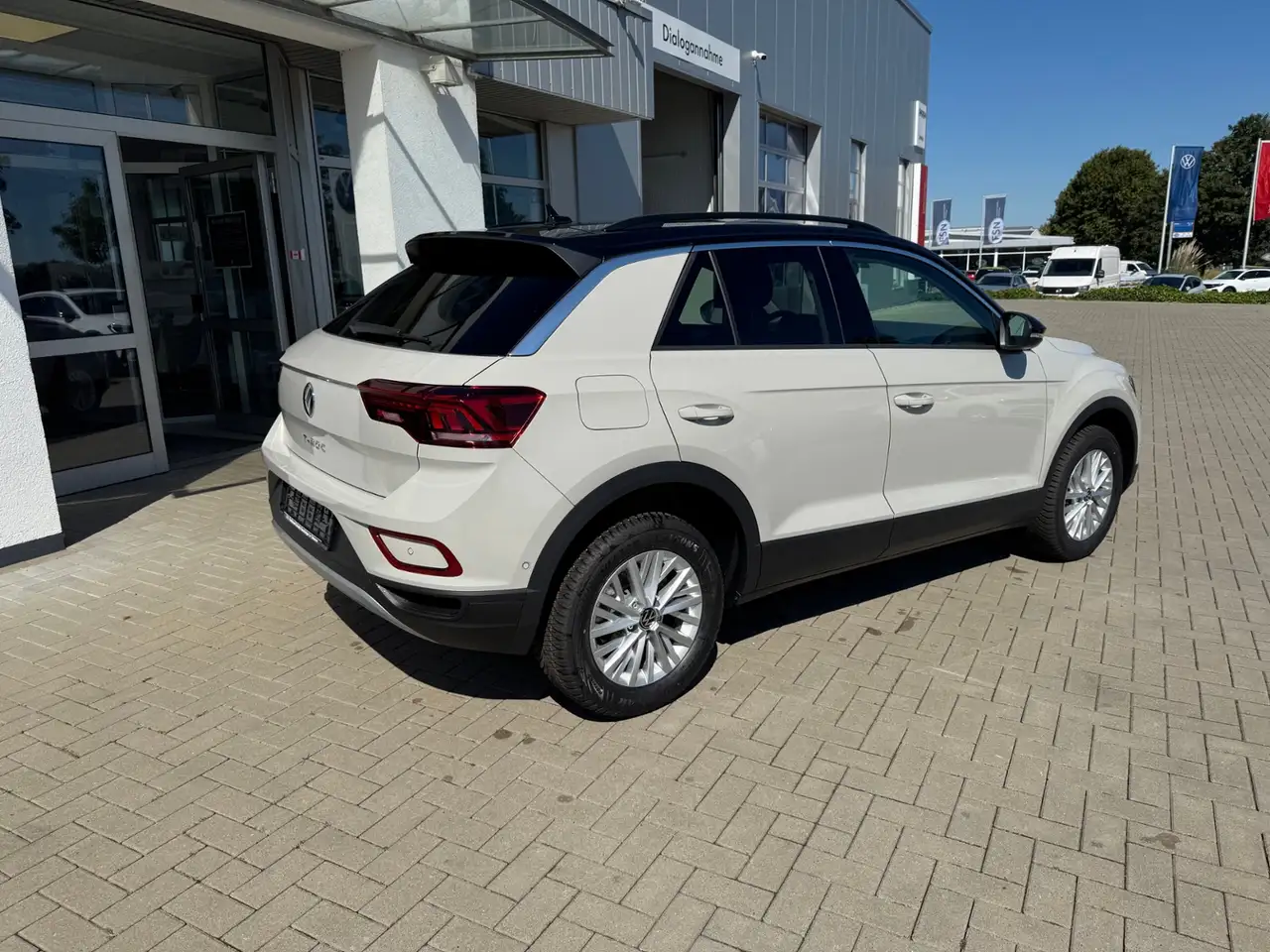 Volkswagen T-Roc Life 1.5l TSI RFK+AHK+NAVI+ACC, foto 4