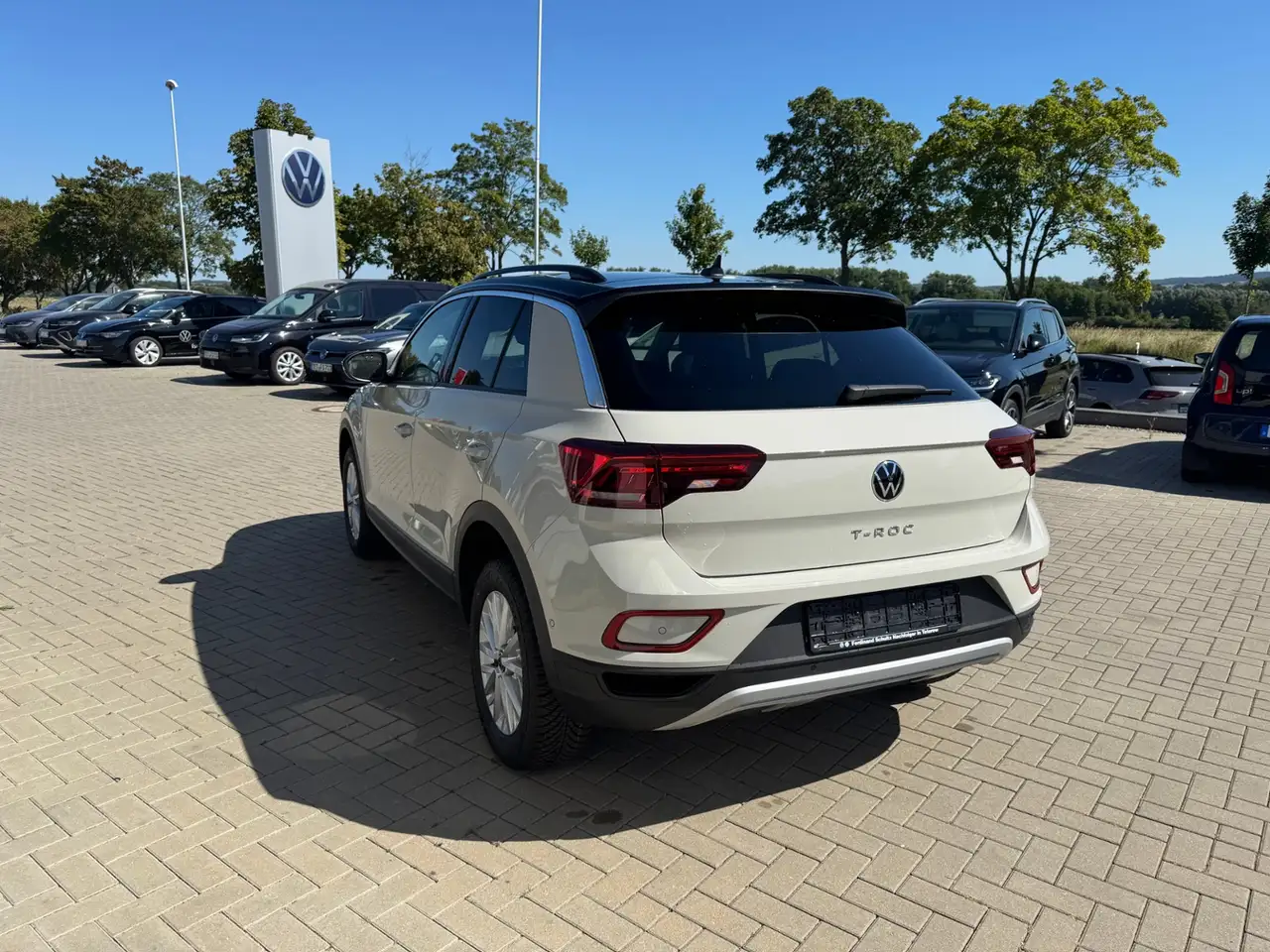 Volkswagen T-Roc Life 1.5l TSI RFK+AHK+NAVI+ACC, foto 6