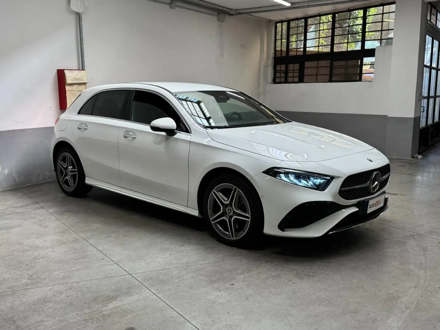 Mercedes-Benz A 250 e hybrid EQ AMG Line Advanced Plus Bianco - 2