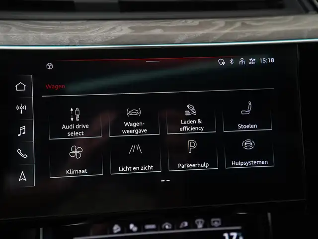 Audi E-Tron view 27
