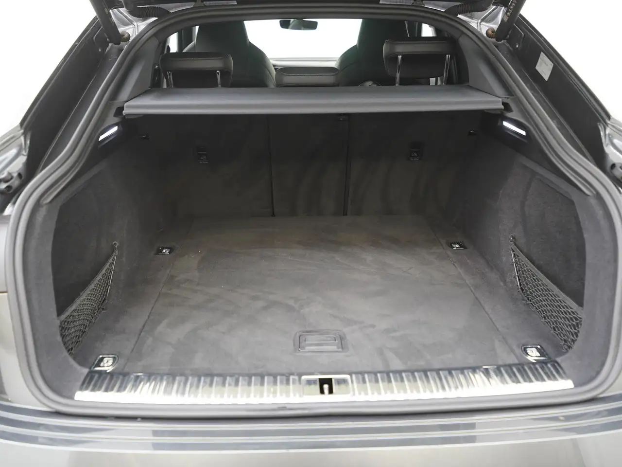 Audi e-tron Sportback 55 quattro S-Line 95 kWh Black Style, миниатюра 20