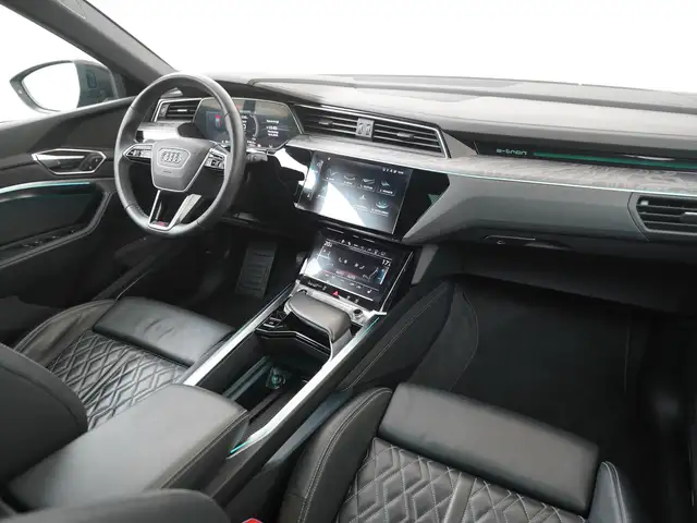 Audi E-Tron view 2