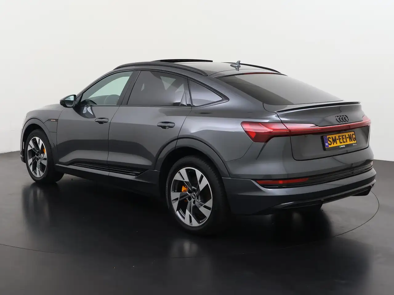 Audi e-tron Sportback 55 quattro S-Line 95 kWh Black Style, миниатюра 6