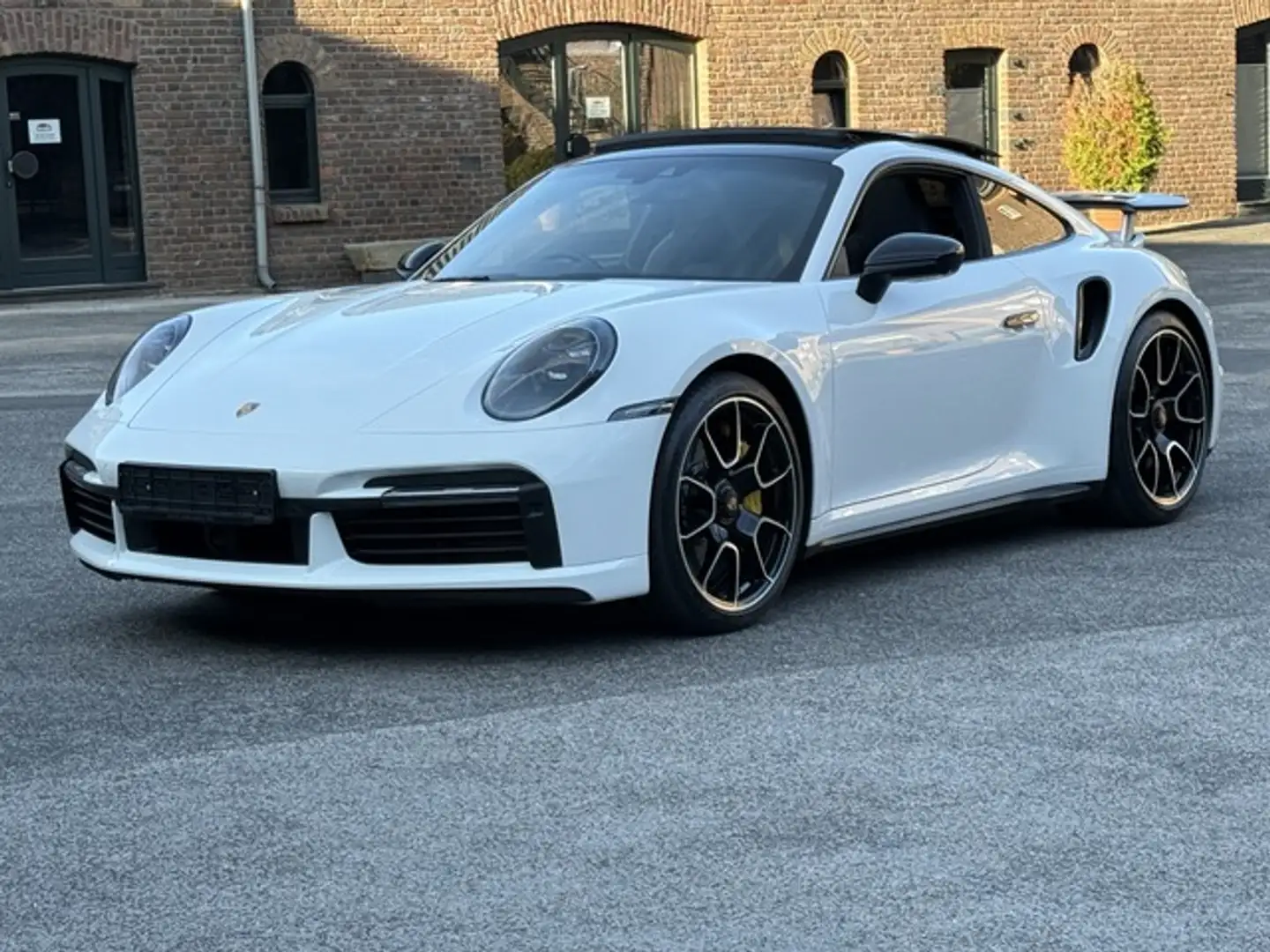 Porsche 992 911 Turbo S RHD*LIFTSYSTEM*SPORTABGAS*MATRIX Weiß - 1