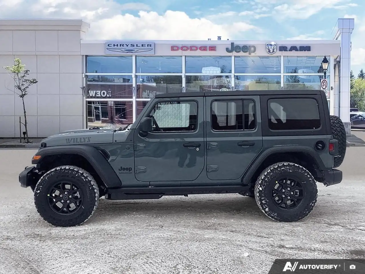 Jeep Wrangler снимка Jeep Wrangler