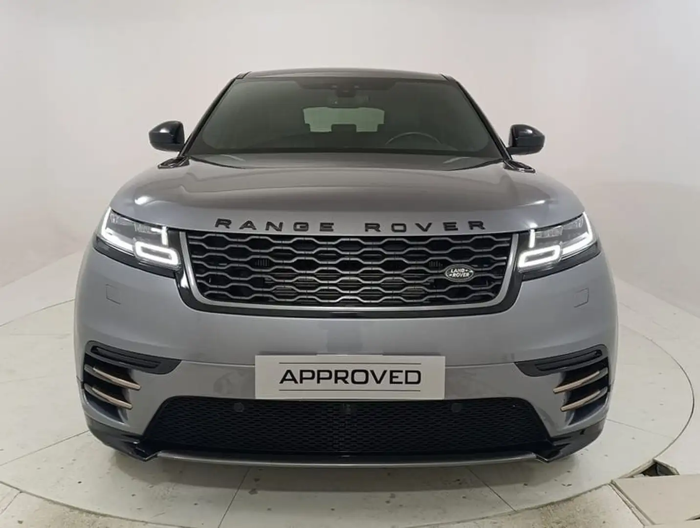 Land Rover Range Rover Velar 2.0d i4 R-Dynamic S awd 180cv Grigio - 2