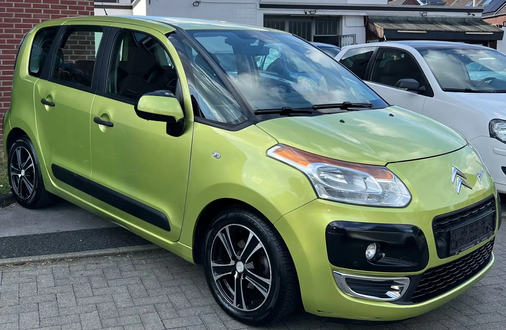 Citroen C3 Picasso Tendance *PDC-KLIMA-ALLWETTER-AHK* Gelb - 2