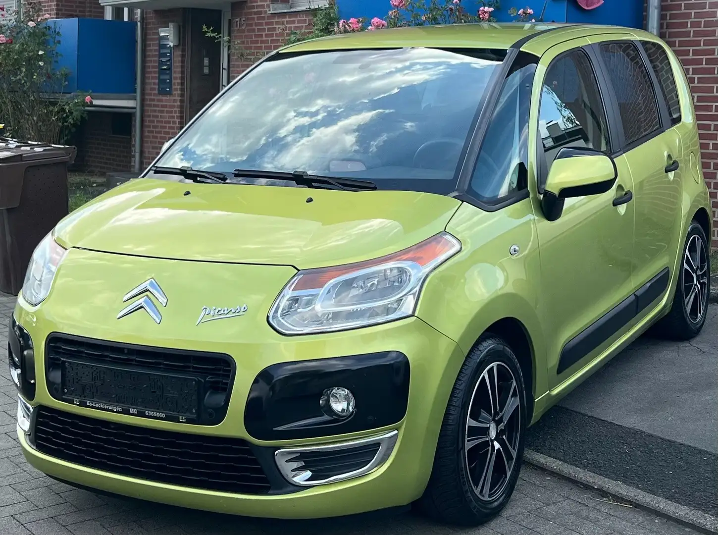 Citroen C3 Picasso Tendance *PDC-KLIMA-ALLWETTER-AHK* Gelb - 1