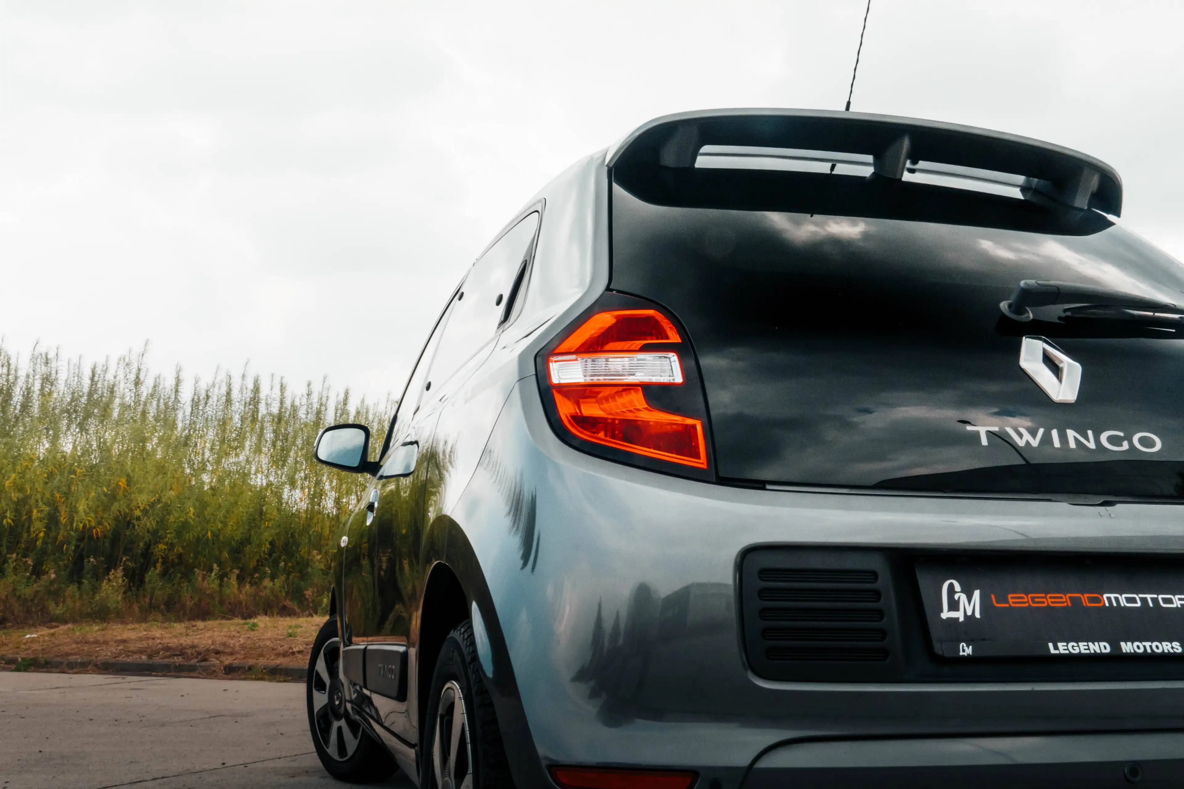 Renault Twingo 1.0i SCe Limited — photo 12