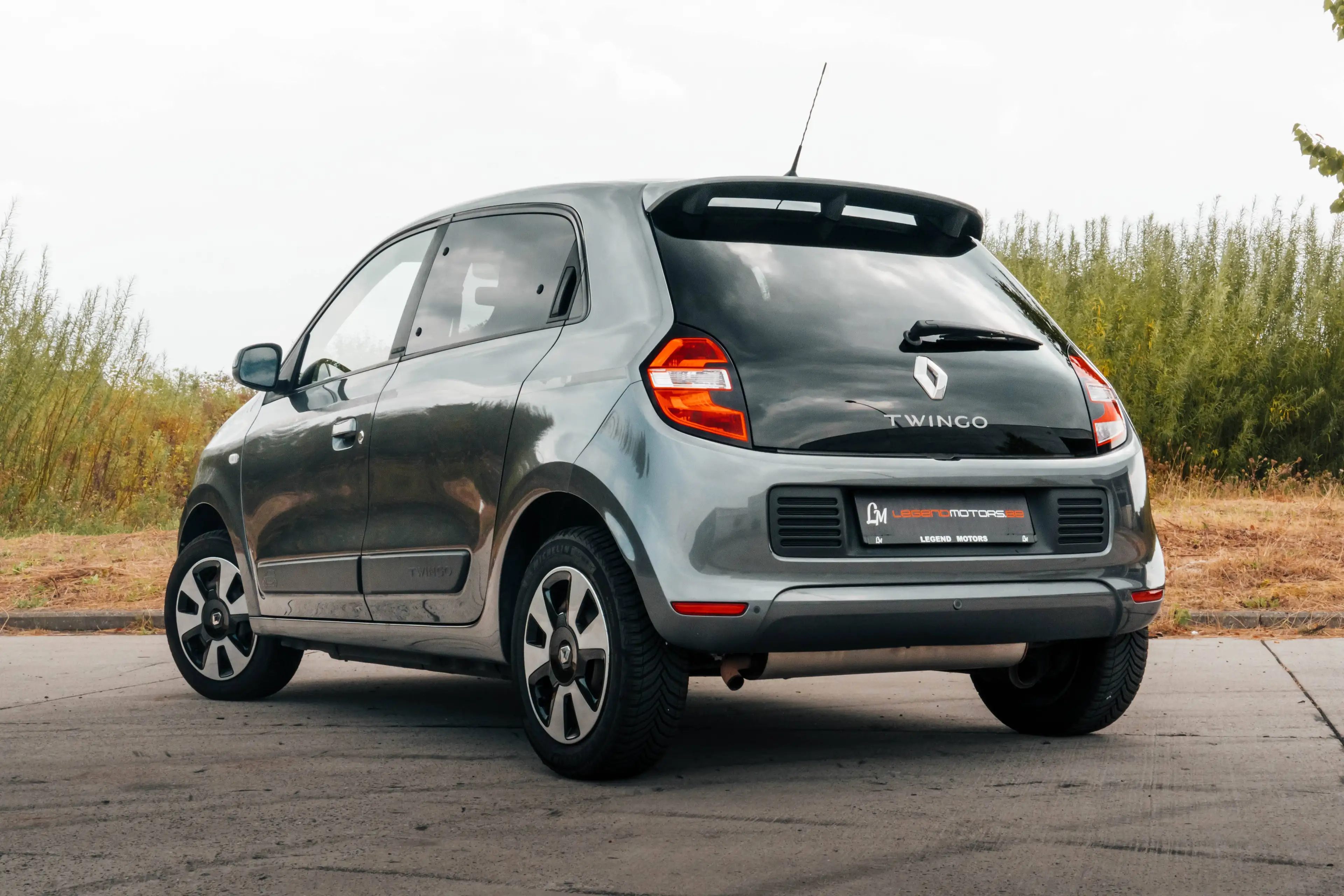 Renault Twingo 1.0i SCe Limited — photo 4