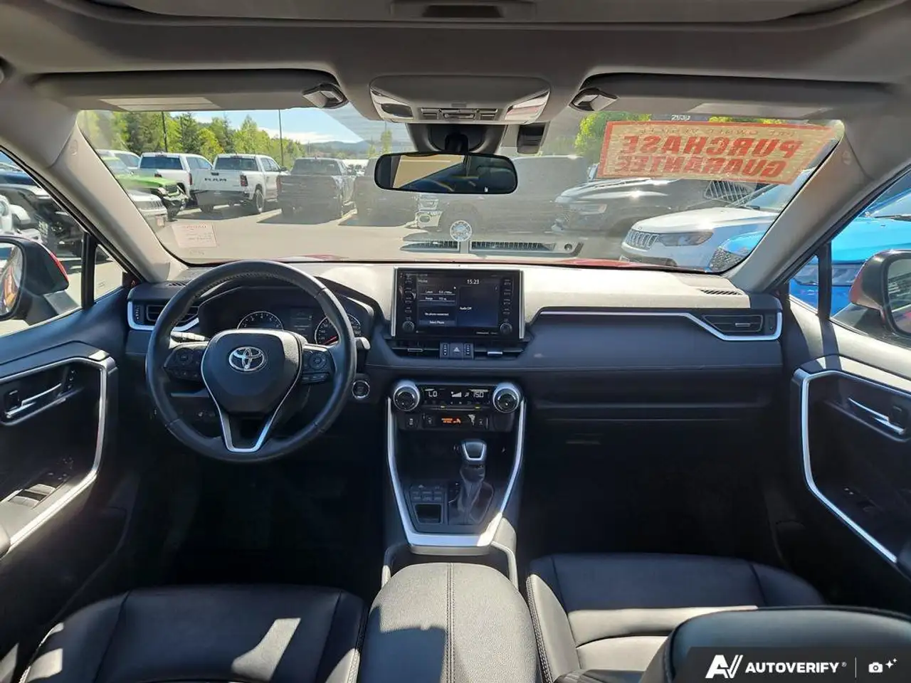 Toyota RAV 4 снимка Toyota RAV 4