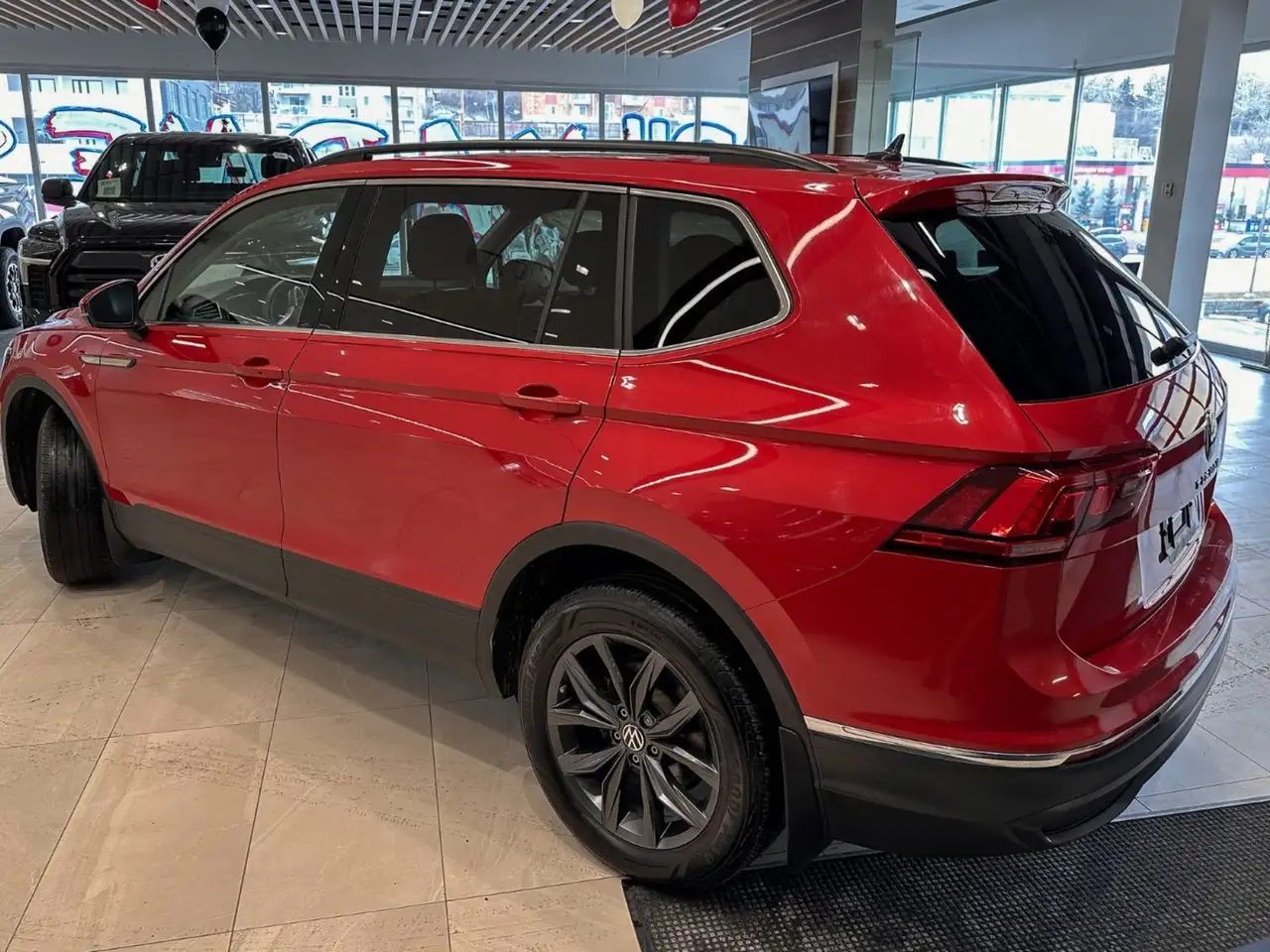 Volkswagen Tiguan снимка Volkswagen Tiguan
