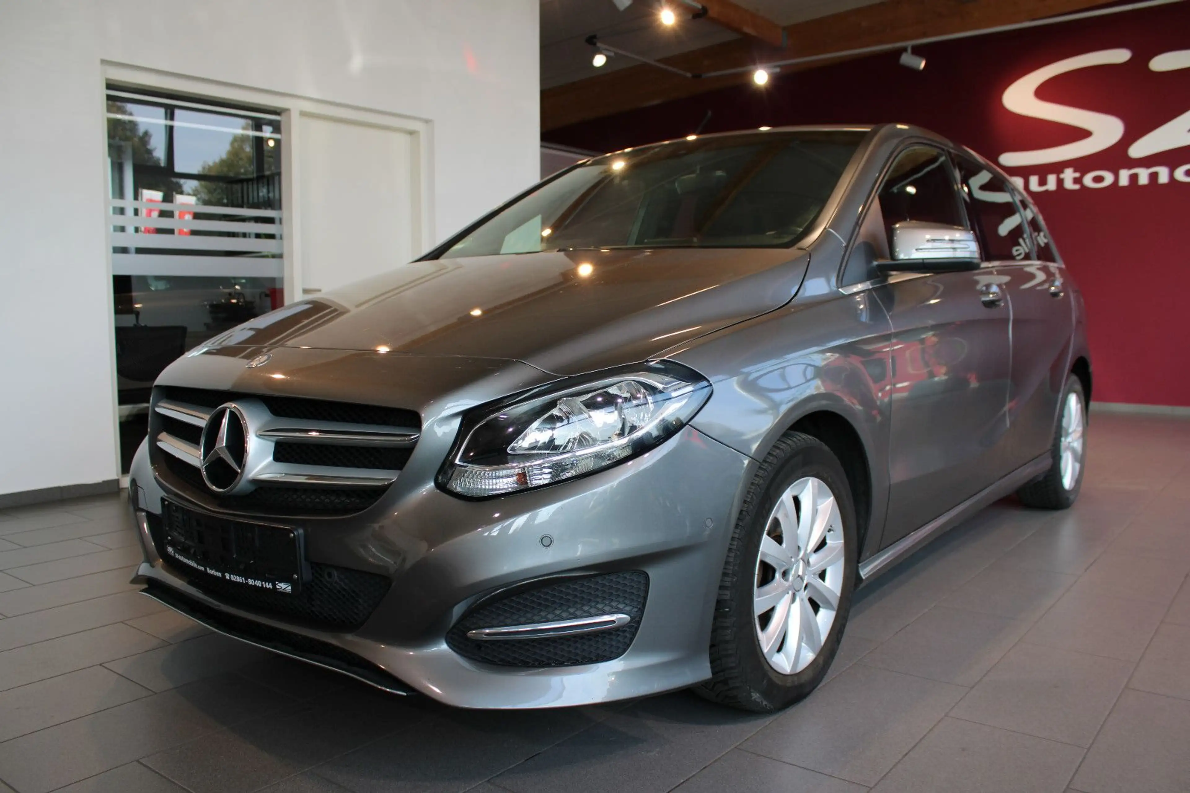 Mercedes-Benz B 180 CDI Navi SHZ AHK Klima — photo 3