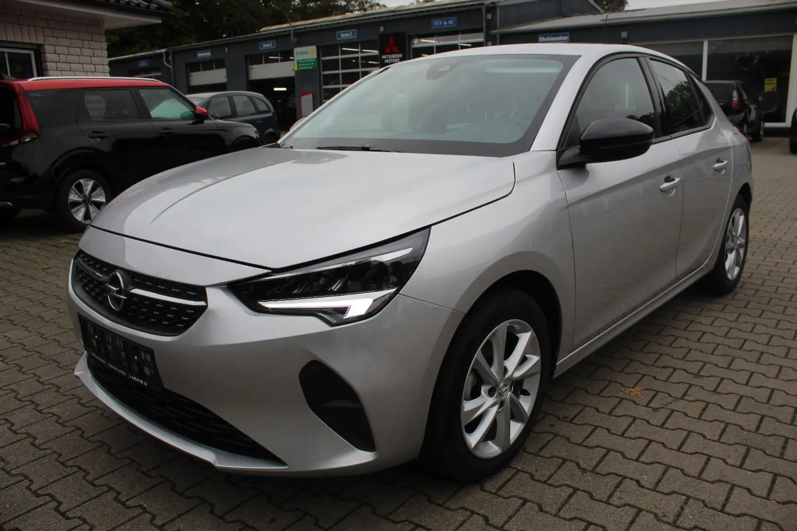 Opel Corsa F 1.2 Elegance (NAVI, Tempomat) Silber - 1