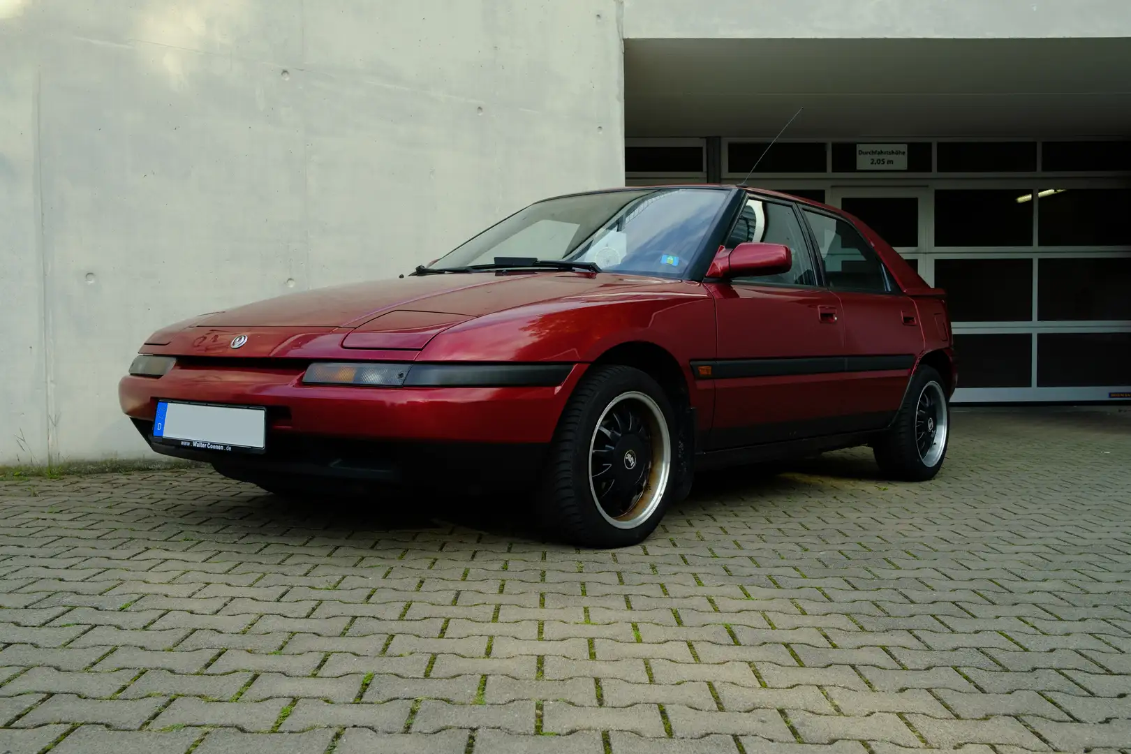 Mazda 323 F 1.6i 16V GLX - 2