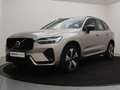 Volvo XC60 T6 PLUG-IN HYBRID LONG RANGE PLUS DARK SCHUIFDAK H Grijs - thumbnail 2