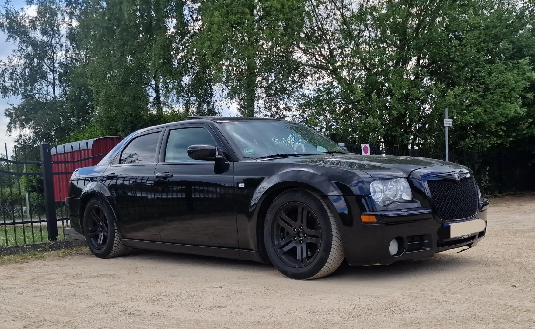 Chrysler 300C 3.0 CRD DPF Automatik Černá - 1