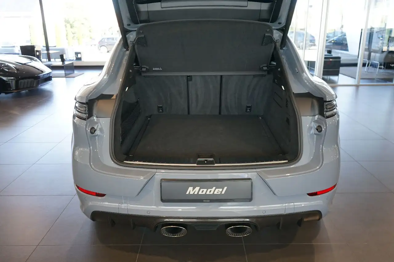 Porsche Cayenne GTS Coupe | Leichtbau Sport-Paket Carbon 6