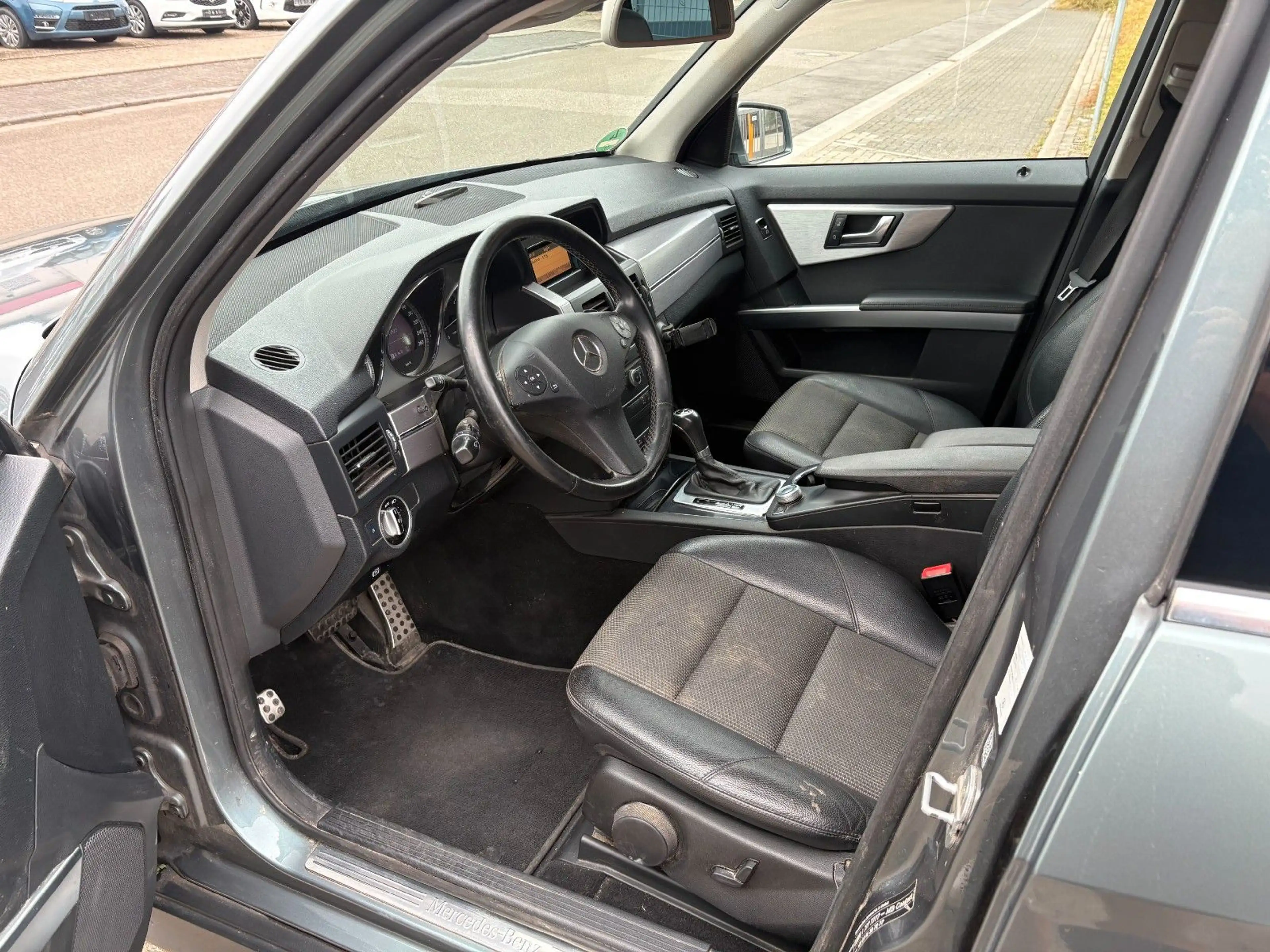 Mercedes-Benz GLK 250 CDI 4MATIC BlueEFFICIENCY*AHK*STHZ*Pano* — photo 10