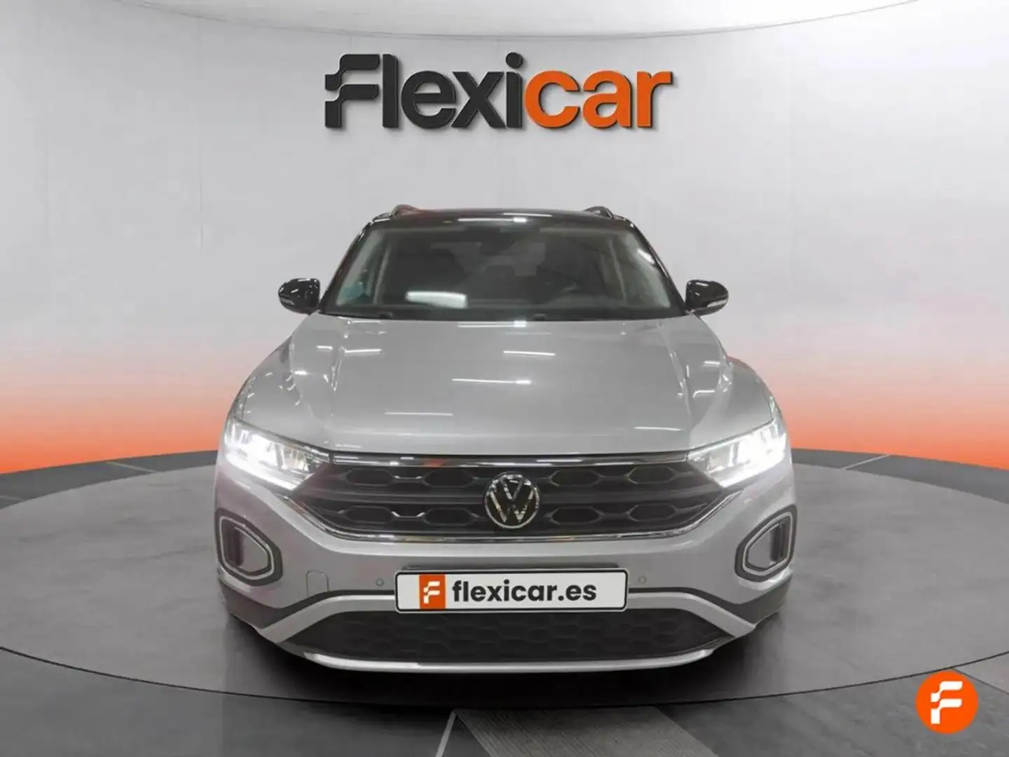 Volkswagen T-Roc 2.0TDI Advance 85kW Gris - 2