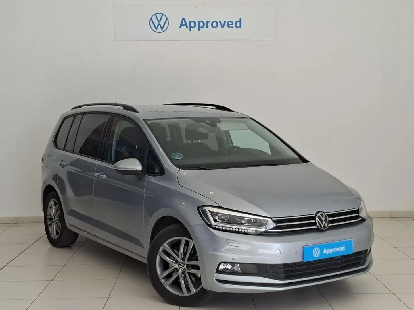 Volkswagen Touran 2.0TDI Más DSG7 110kW Gris - 1
