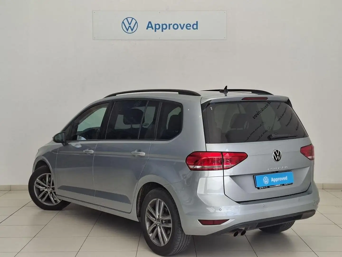 Volkswagen Touran 2.0TDI Más DSG7 110kW Gris - 2