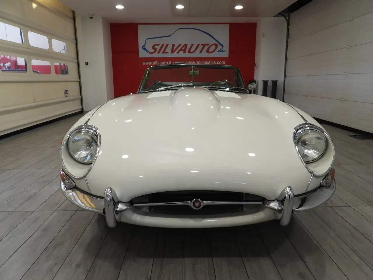 Jaguar E-Type 4.2 ROADSTER - OMOLOGATA ASI E C.R.S. (1968), foto 2