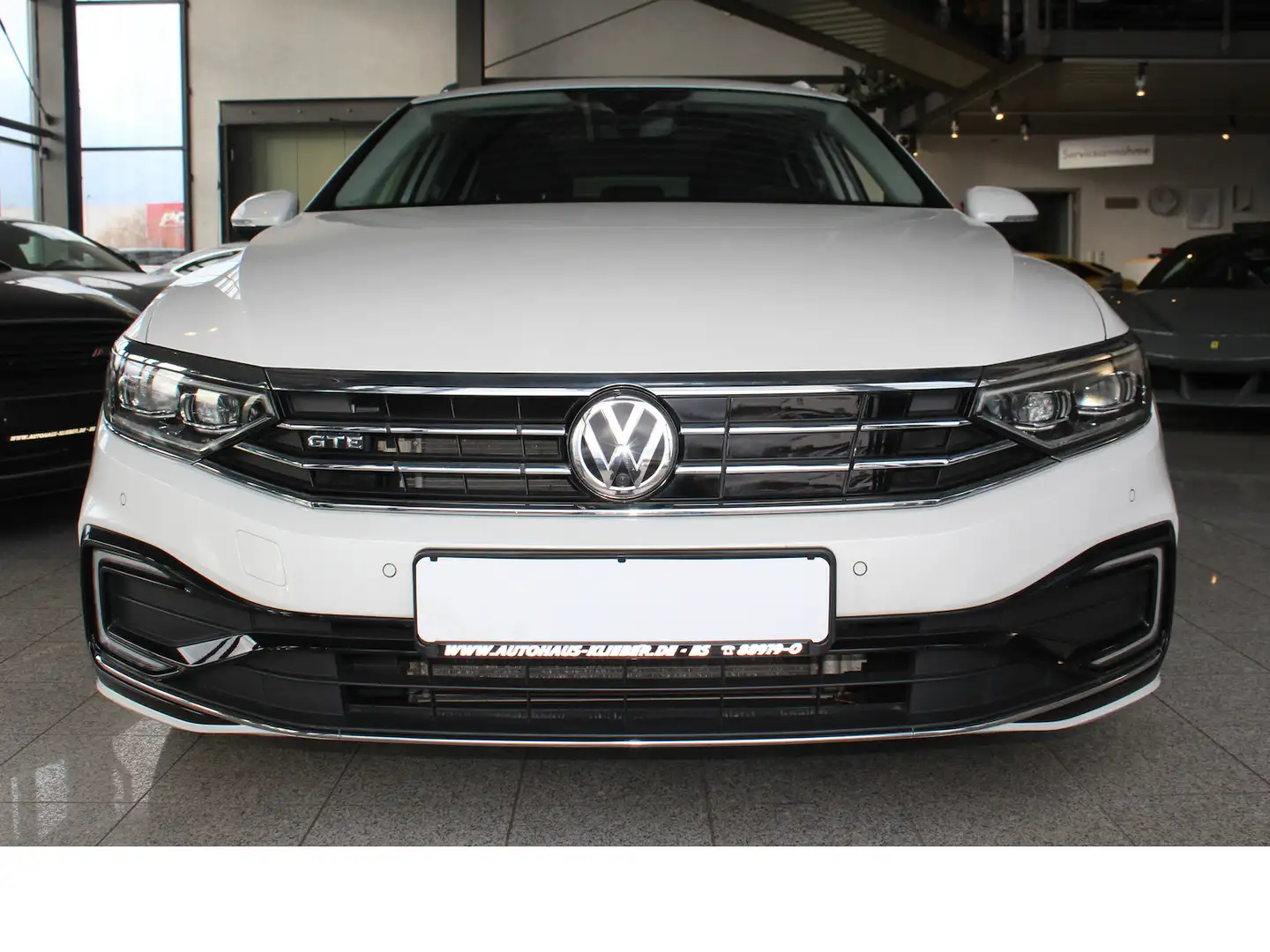 Volkswagen Passat Variant GTE 1.4 TSI DSG PANO*AHK*IQ-L*360 Weiß - 2
