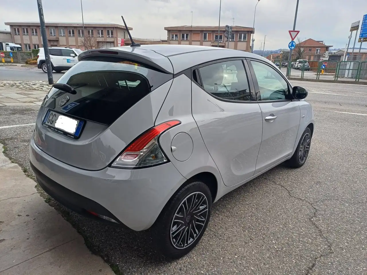 Lancia Ypsilon 2021
