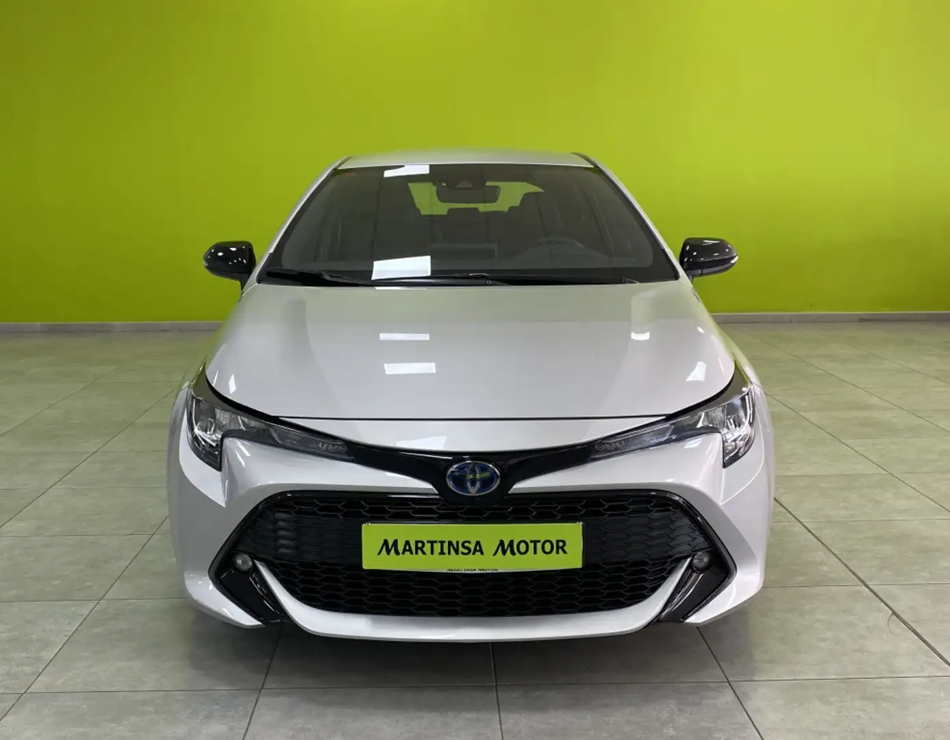 Toyota Corolla 125H Active Tech Gris - 2