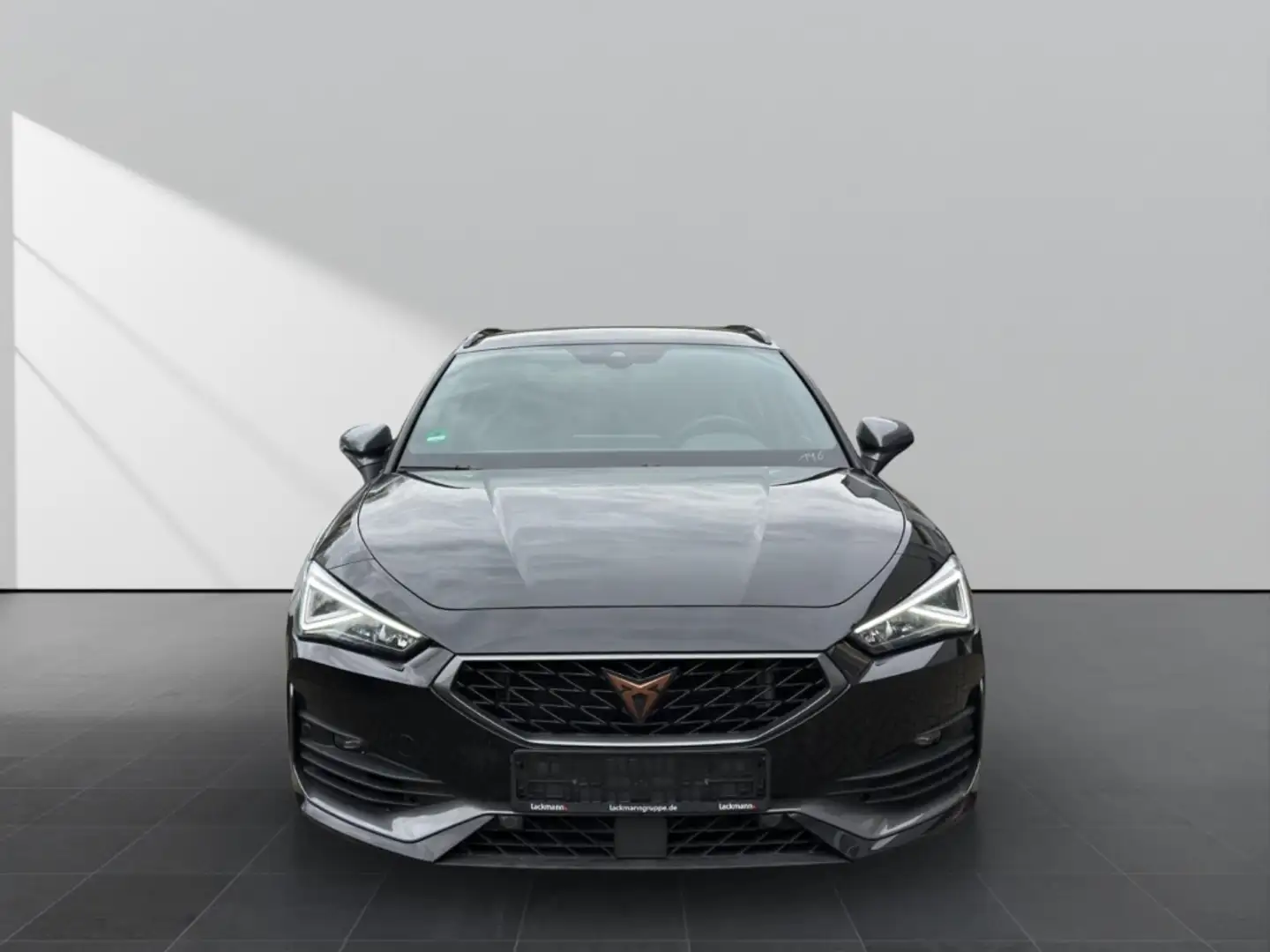 CUPRA Leon 2.0 SP VZ 4Drive*Navi*LED*Beats*CarPlay* Schwarz - 2