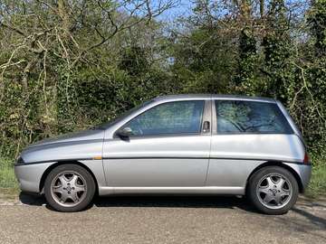 1.2-16V elef. rosso Ypsilon