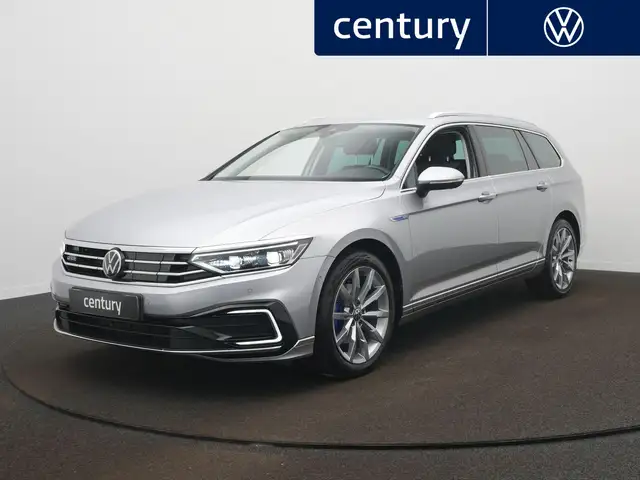 Volkswagen Passat Variant 1.4 TSI PHEV GTE Business Automaat - LED - PDC - N