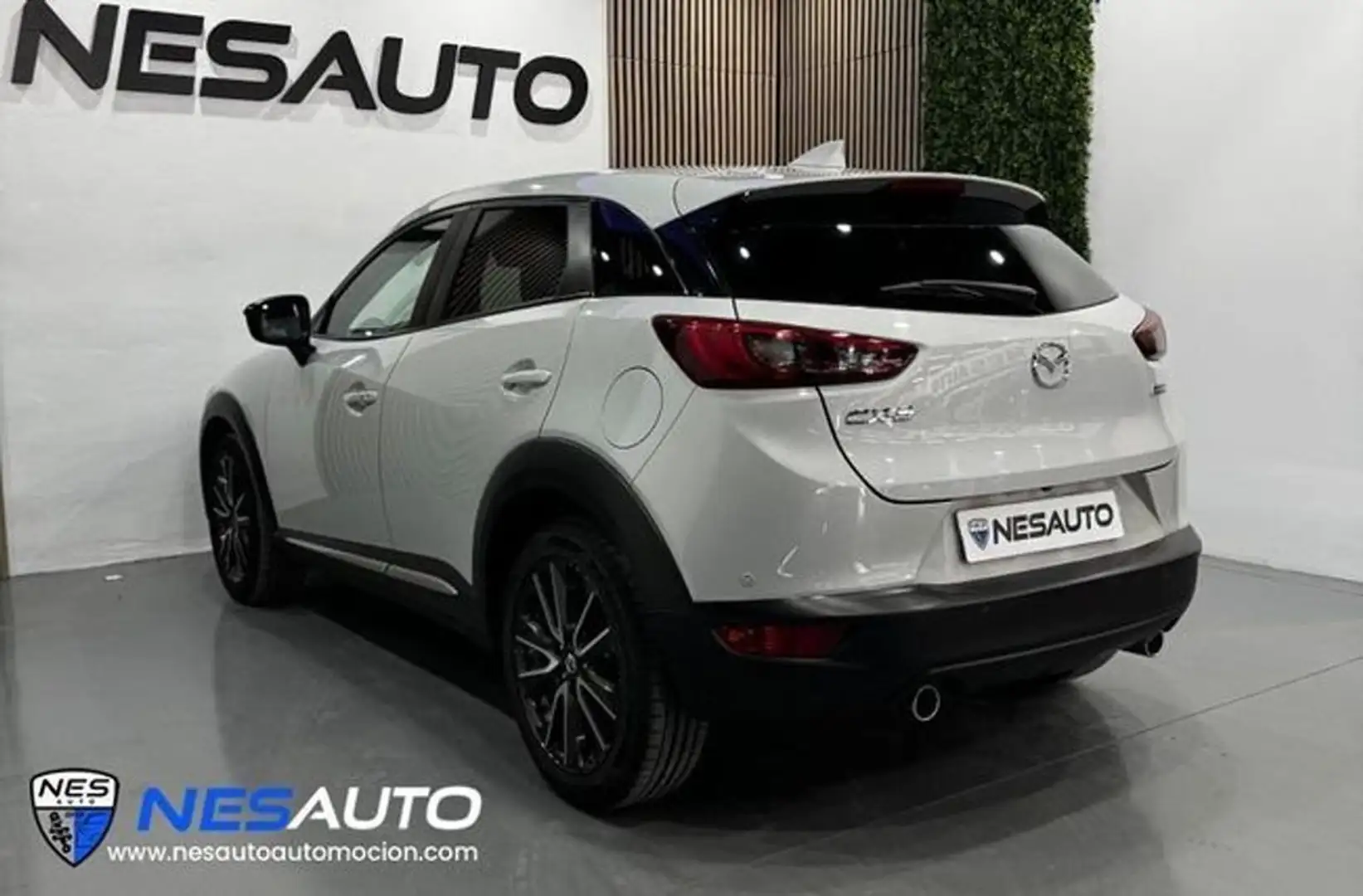 Mazda CX-3 1.5D Luxury Pack White AWD Gris - 2