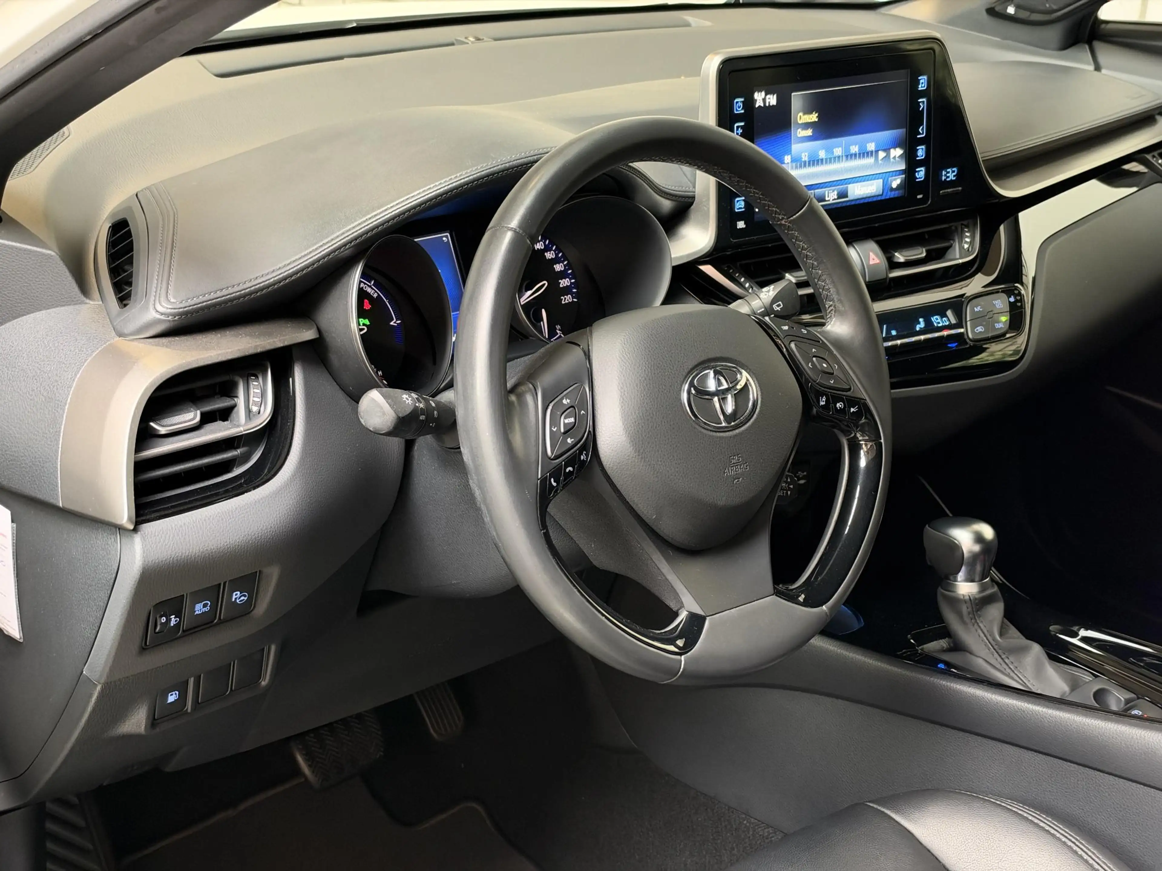 Toyota C-HR 1.8 Hybrid Style — photo 5