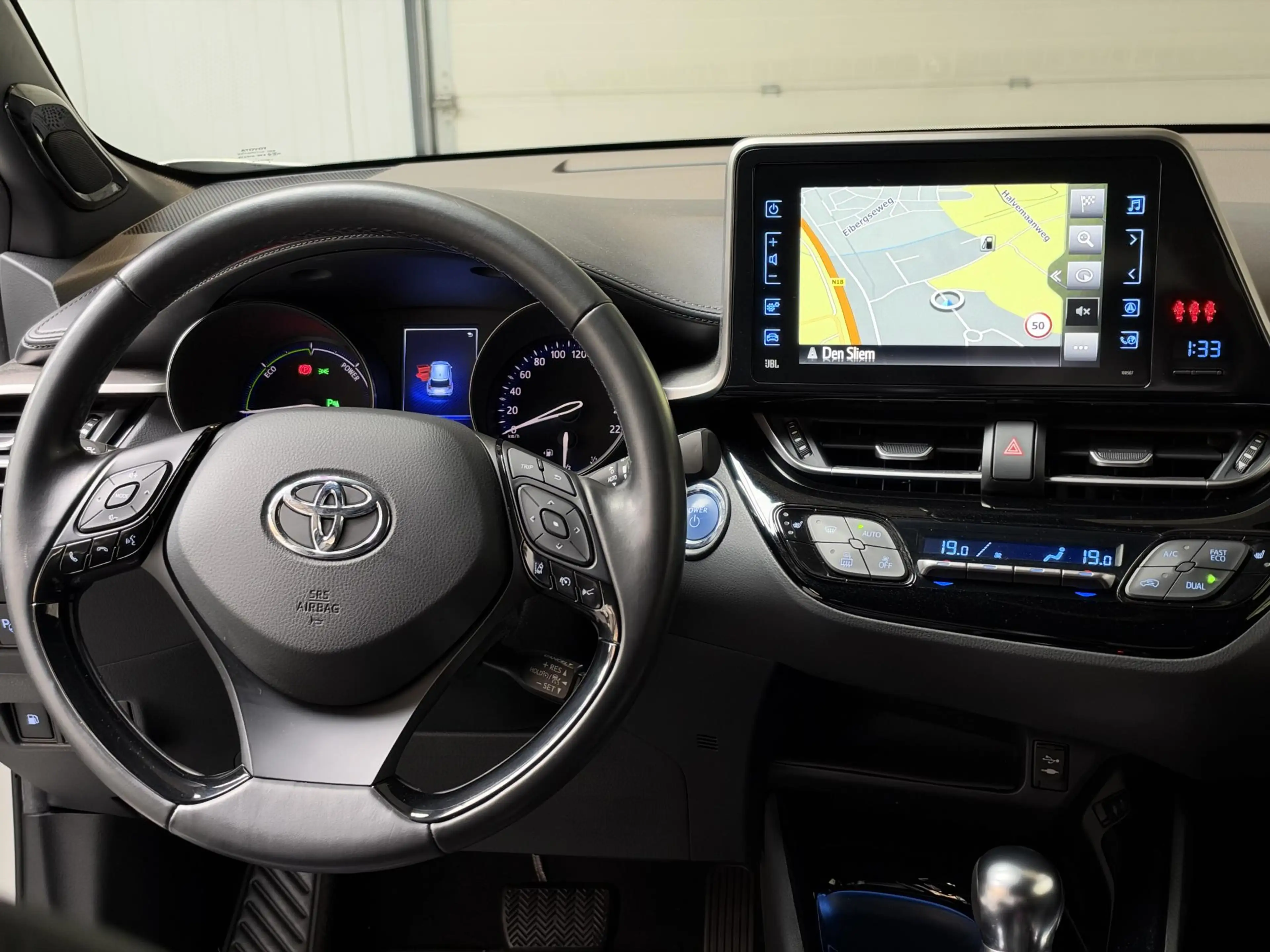 Toyota C-HR 1.8 Hybrid Style — photo 6