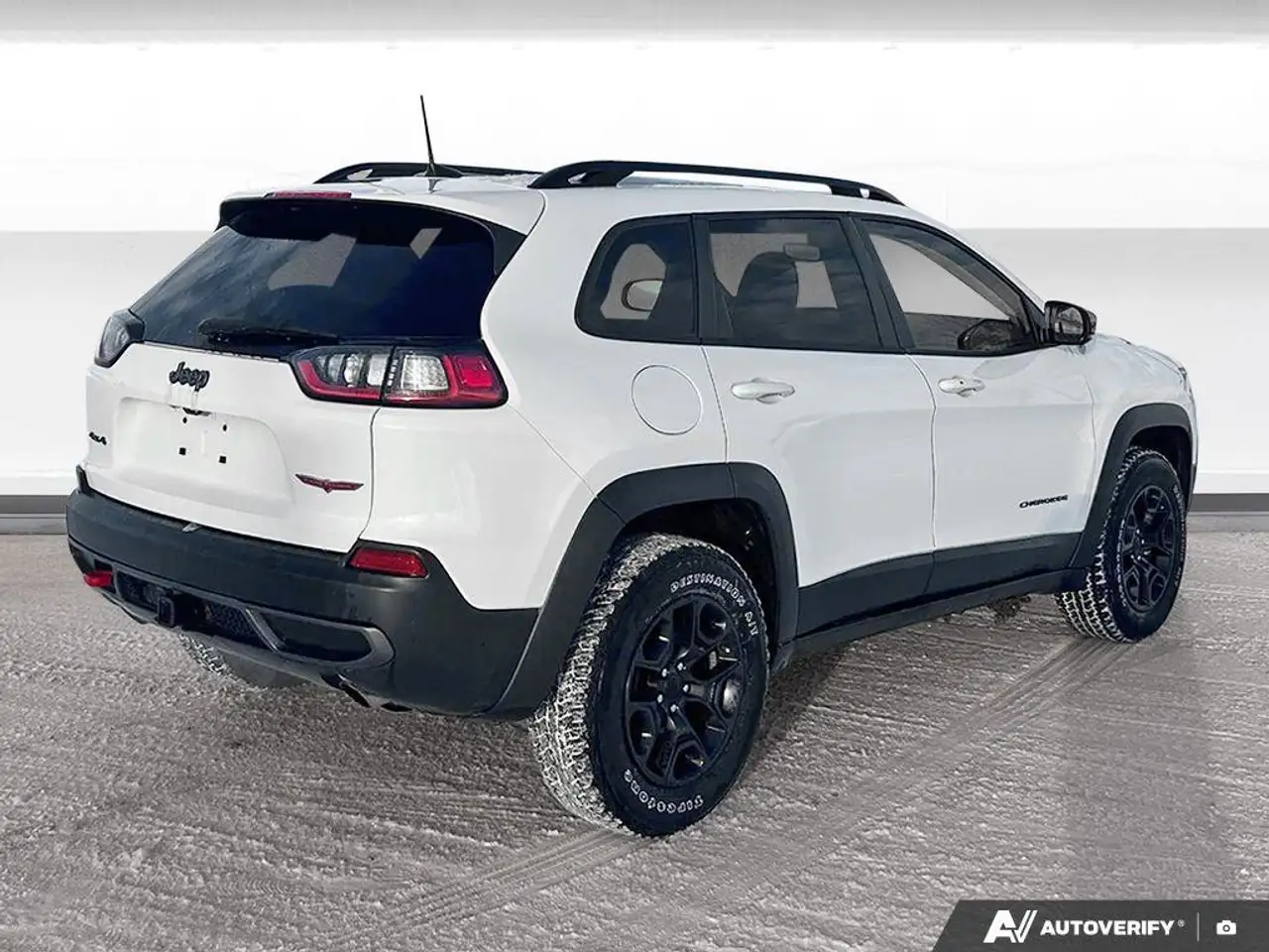 Jeep Cherokee снимка Jeep Cherokee