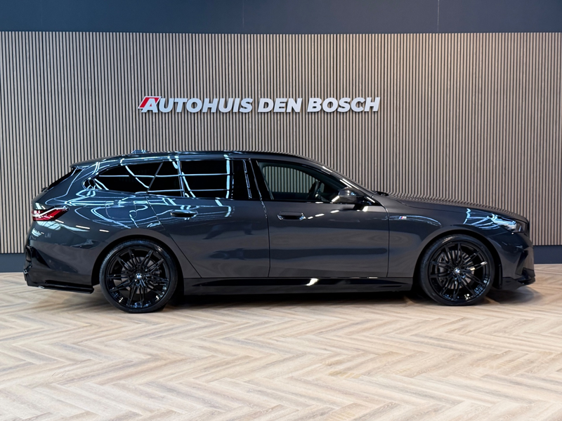 BMW 550 5-serie Touring 550e xDrive 489PK M SPort Pro - Pa — photo 4